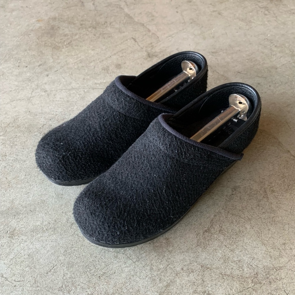 Dansko Black Fabric Clogs - Picture 2 of 5